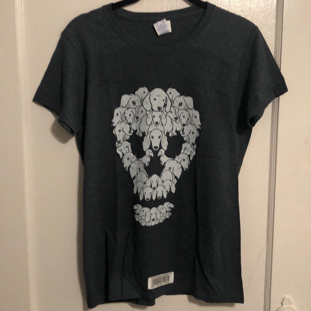 Women’s crew neck short sleeve gray T-shirt